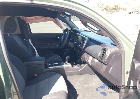 2021 Toyota Tacoma Trd Off-Road z USA, uszkodzony, nr VIN 3TMCZ5AN0MM373813